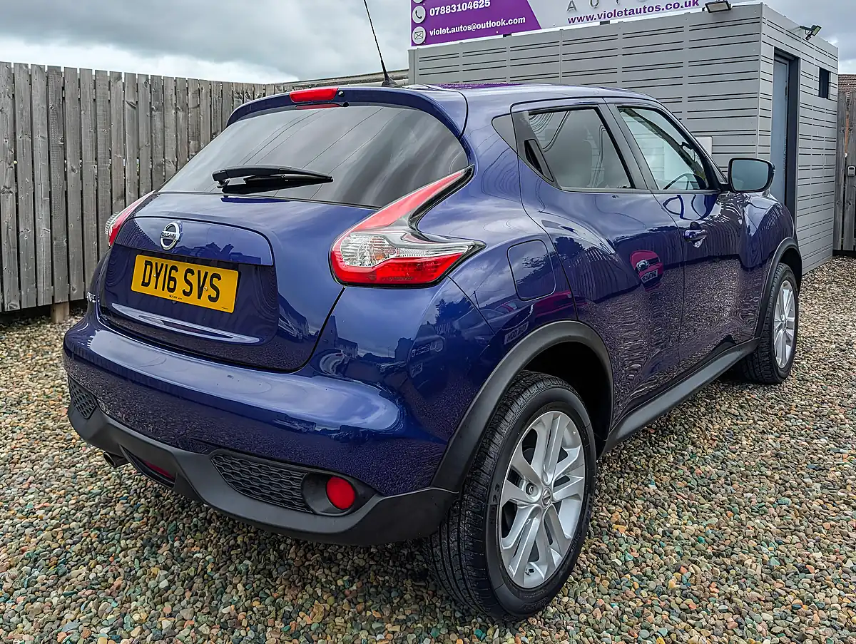 Used 2016 Nissan Juke N-Connecta Blue - Interior and Exterior details 12