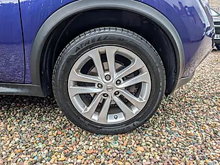 Used 2016 Nissan Juke N-Connecta Blue - Interior and Exterior details 16