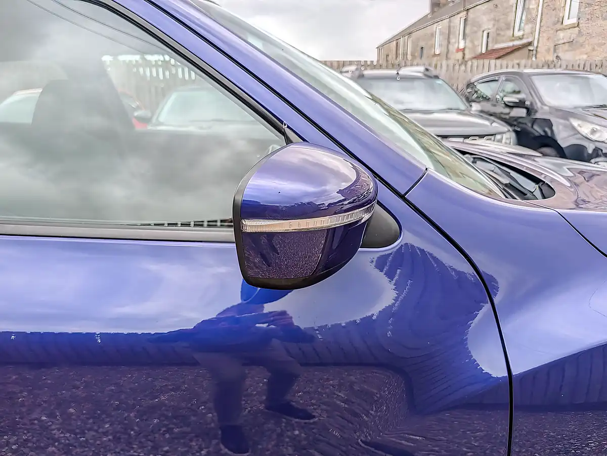Used 2016 Nissan Juke N-Connecta Blue - Interior and Exterior details 18