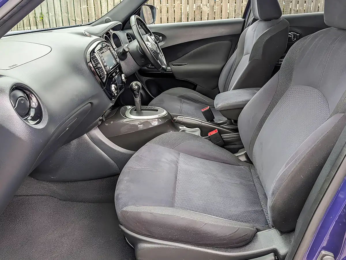 Used 2016 Nissan Juke N-Connecta Blue - Interior and Exterior details 19