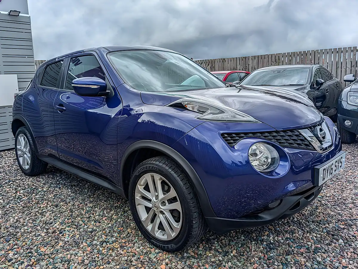 Used 2016 Nissan Juke N-Connecta Blue - Interior and Exterior details 3