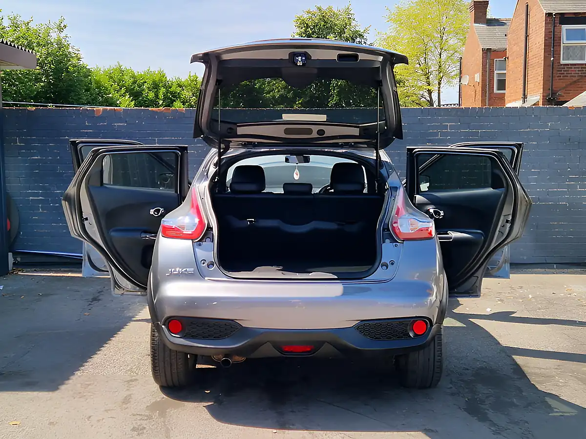 Used 2016 Nissan Juke N-Connecta Grey - Interior and Exterior details 12