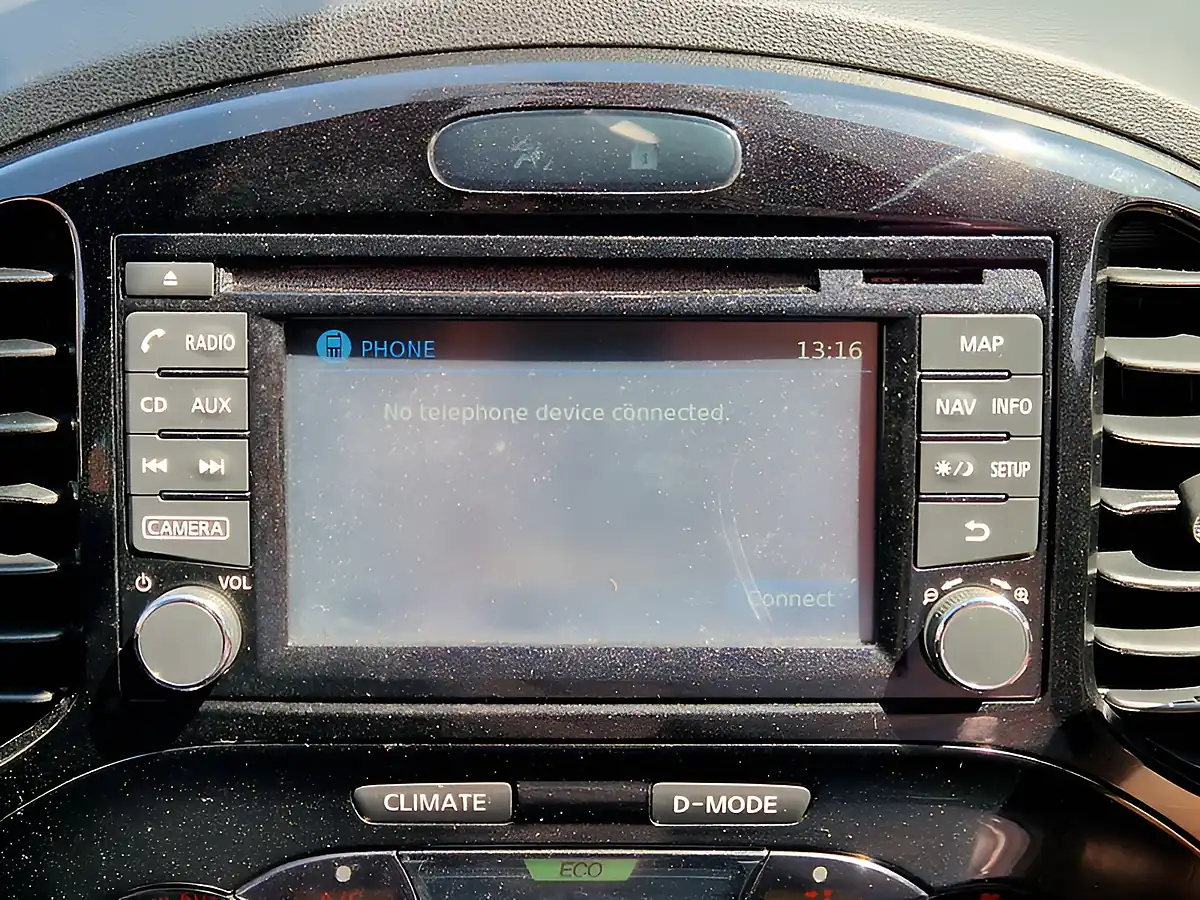 Used 2016 Nissan Juke N-Connecta Grey - Interior and Exterior details 19