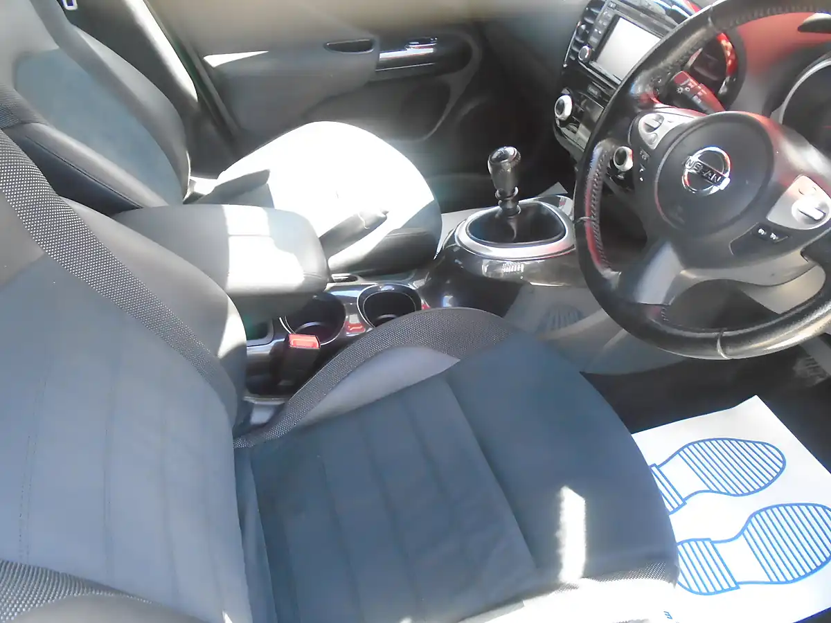 Used 2016 Nissan Juke N-Connecta Grey - Interior and Exterior details 9