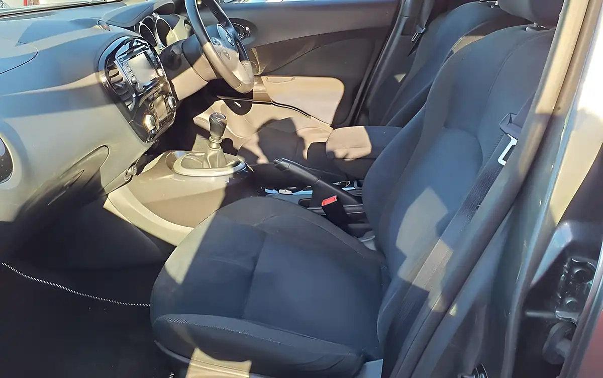 Used 2016 Nissan Juke N-Connecta Grey - Interior and Exterior details 4