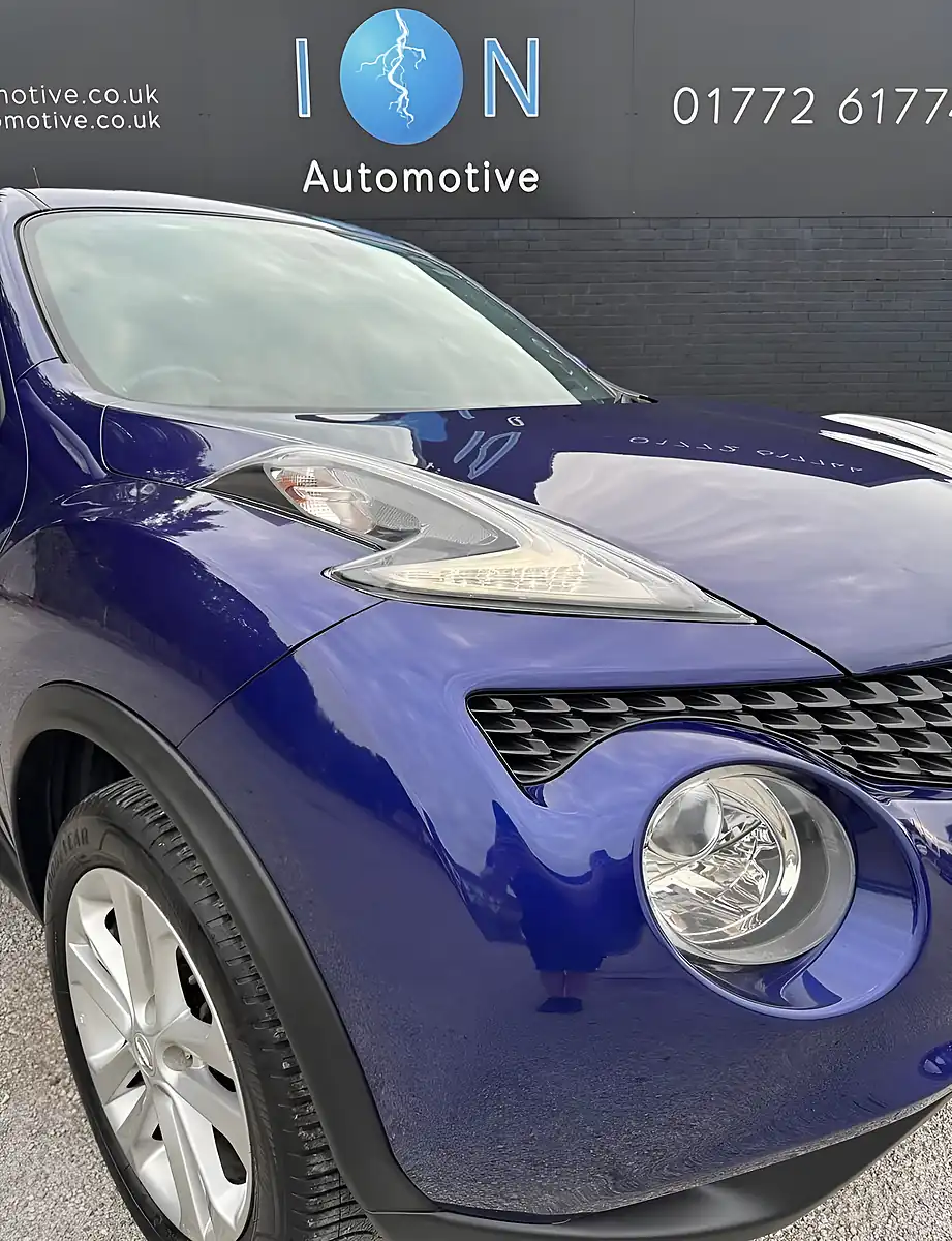 Used 2016 Nissan Juke N-Connecta Ink Blue Pearl - Interior and Exterior details 11