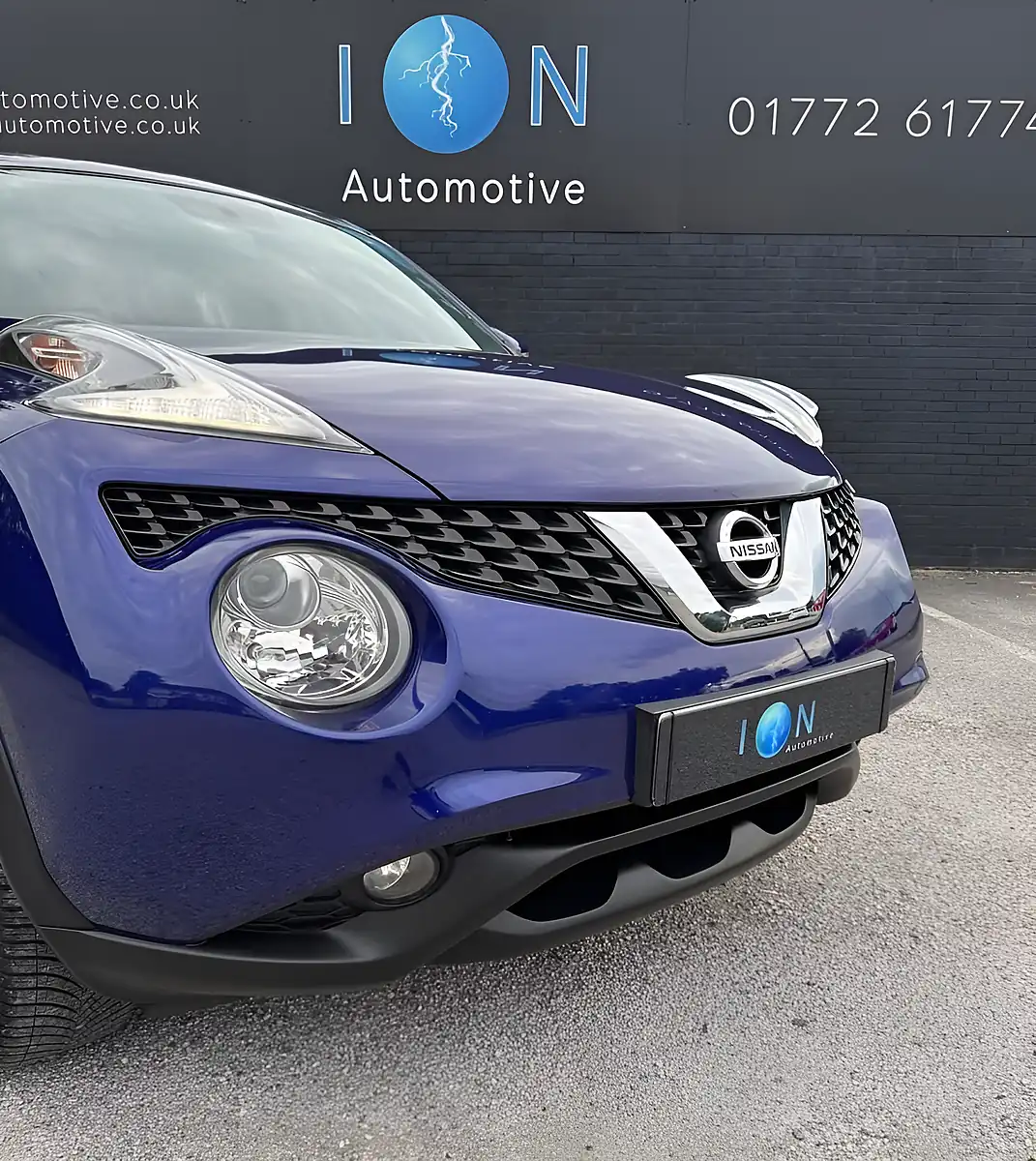 Used 2016 Nissan Juke N-Connecta Ink Blue Pearl - Interior and Exterior details 13