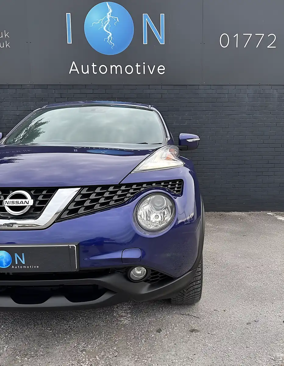 Used 2016 Nissan Juke N-Connecta Ink Blue Pearl - Interior and Exterior details 4