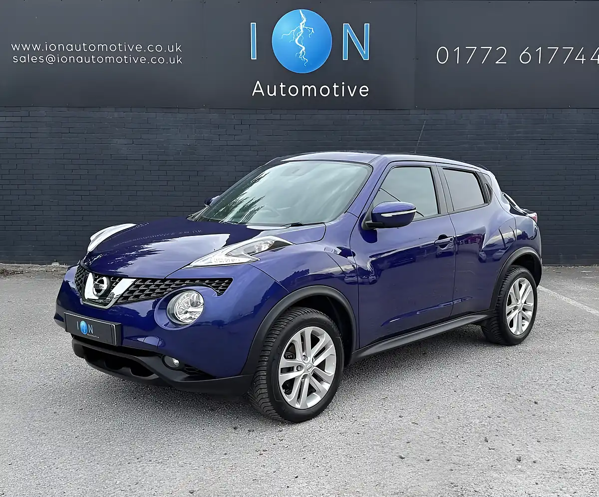Used 2016 Nissan Juke N-Connecta Ink Blue Pearl - Interior and Exterior details 7