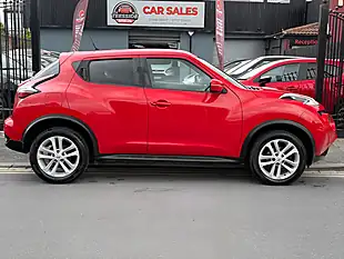 Used 2016 Nissan Juke N-Connecta Red - Interior and Exterior details 3