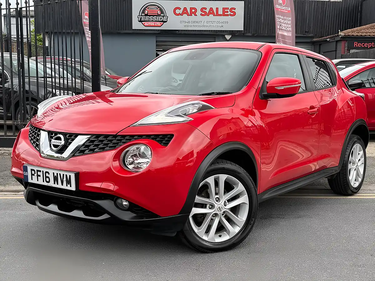 Used 2016 Nissan Juke N-Connecta Red - Interior and Exterior details 5