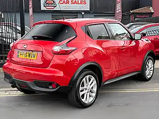 Used 2016 Nissan Juke N-Connecta Red - Interior and Exterior details 6