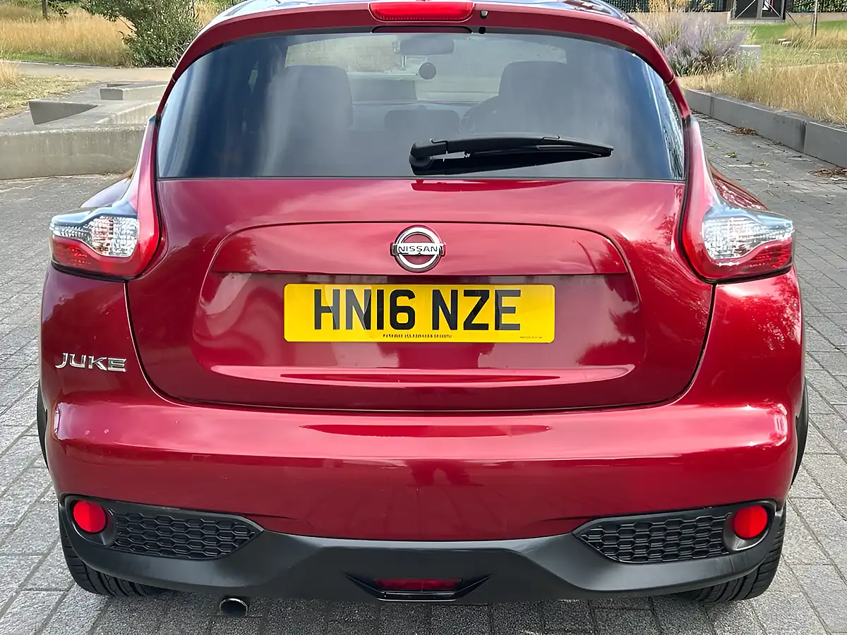 Used 2016 Nissan Juke N-Connecta Red - Interior and Exterior details 10