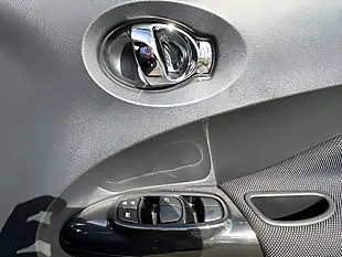 Used 2016 Nissan Juke N-Connecta Red - Interior and Exterior details 15