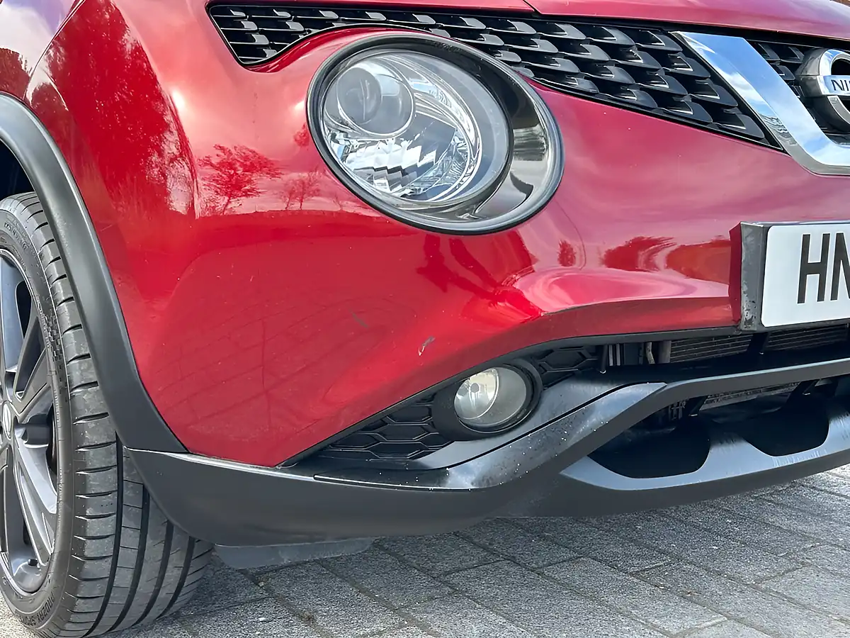 Used 2016 Nissan Juke N-Connecta Red - Interior and Exterior details 8