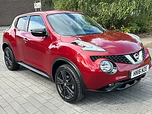 Used 2016 Nissan Juke N-Connecta Red - Interior and Exterior details 9