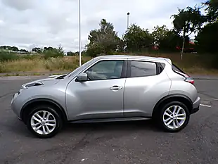 Used 2016 Nissan Juke N-Connecta Silver - Interior and Exterior details 11