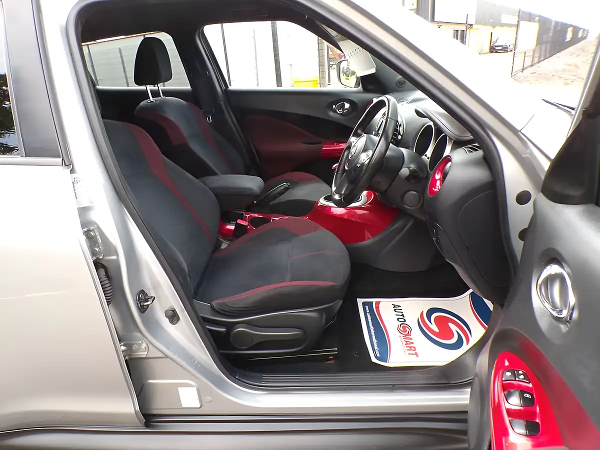 Used 2016 Nissan Juke N-Connecta Silver - Interior and Exterior details 19