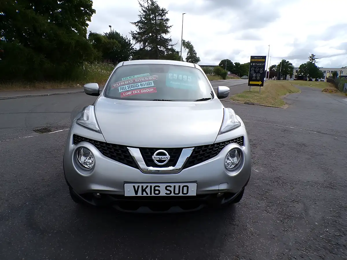 Used 2016 Nissan Juke N-Connecta Silver - Interior and Exterior details 4