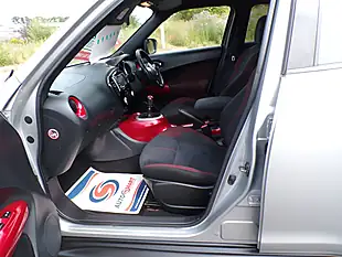 Used 2016 Nissan Juke N-Connecta Silver - Interior and Exterior details 6