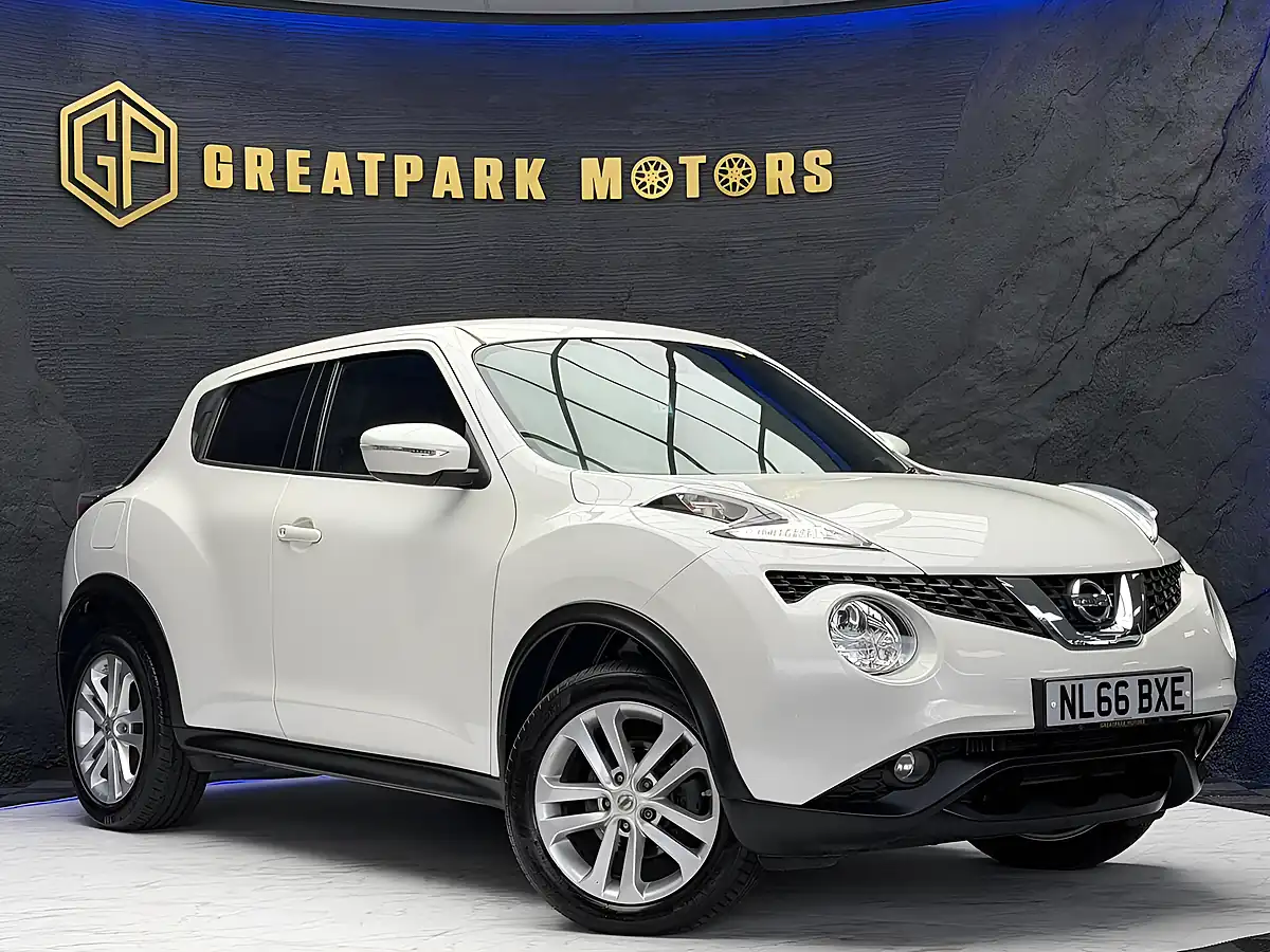 Used 2016 Nissan Juke N-Connecta White - Interior and Exterior details 3