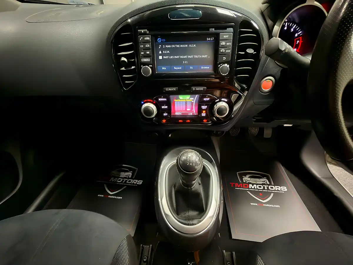 Used 2016 Nissan Juke N-Connecta White - Interior and Exterior details 14