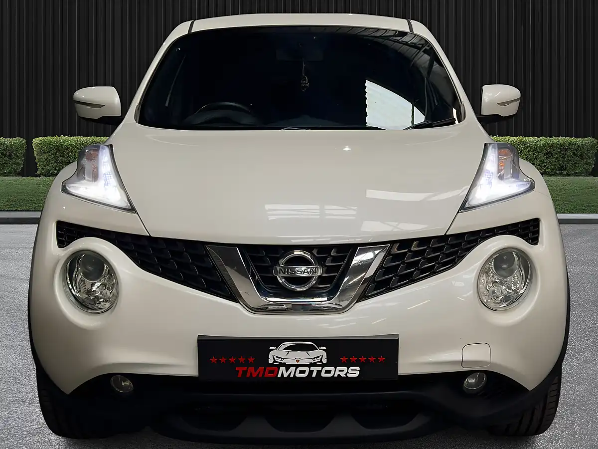 Used 2016 Nissan Juke N-Connecta White - Interior and Exterior details 5