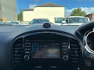 Used 2016 Nissan Juke N-Connecta White - Interior and Exterior details 16
