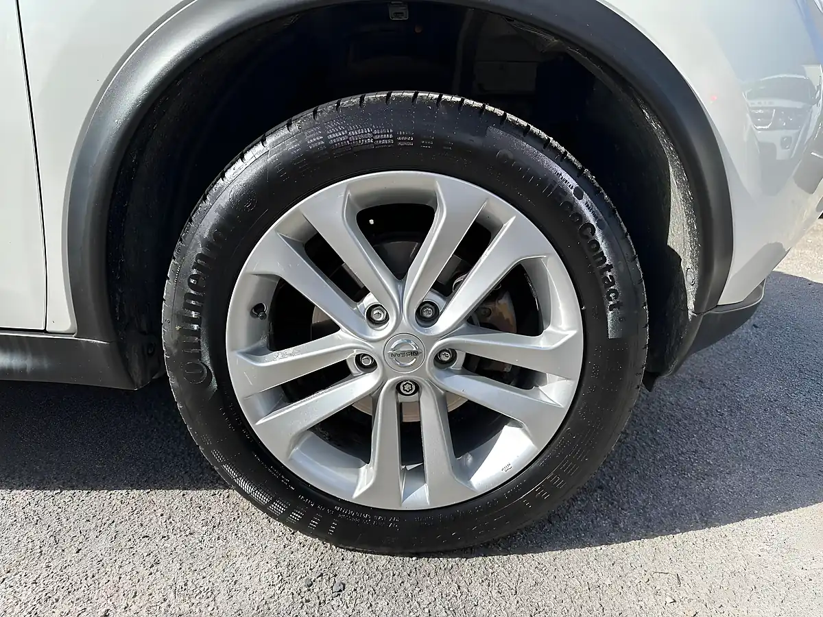 Used 2016 Nissan Juke N-Connecta White - Interior and Exterior details 18