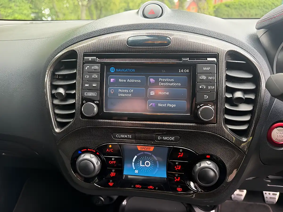 Used 2016 Nissan Juke Nismo RS Black - Interior and Exterior details 15