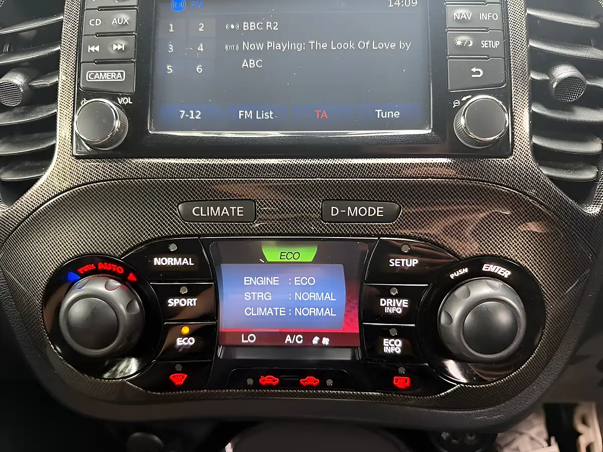 Used 2016 Nissan Juke Nismo RS Black - Interior and Exterior details 18