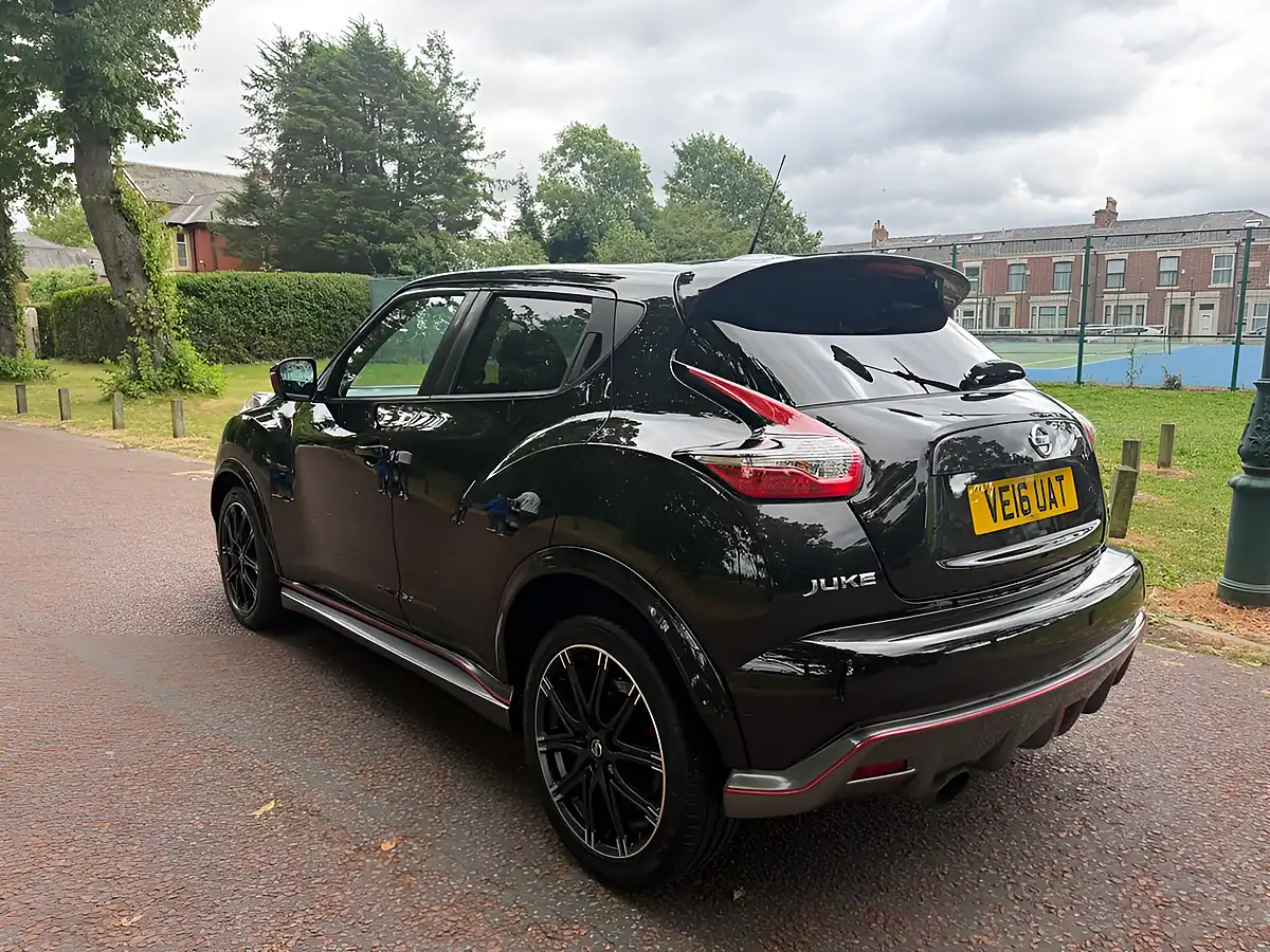 Used 2016 Nissan Juke Nismo RS Black - Interior and Exterior details 5