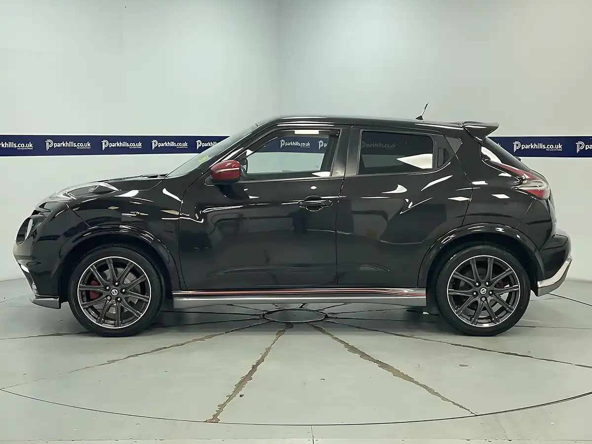 Used 2016 Nissan Juke Nismo RS Pearl Black - Interior and Exterior details 2