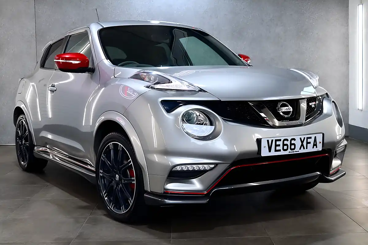 Used 2016 Nissan Juke Nismo RS Silver - Interior and Exterior details 5