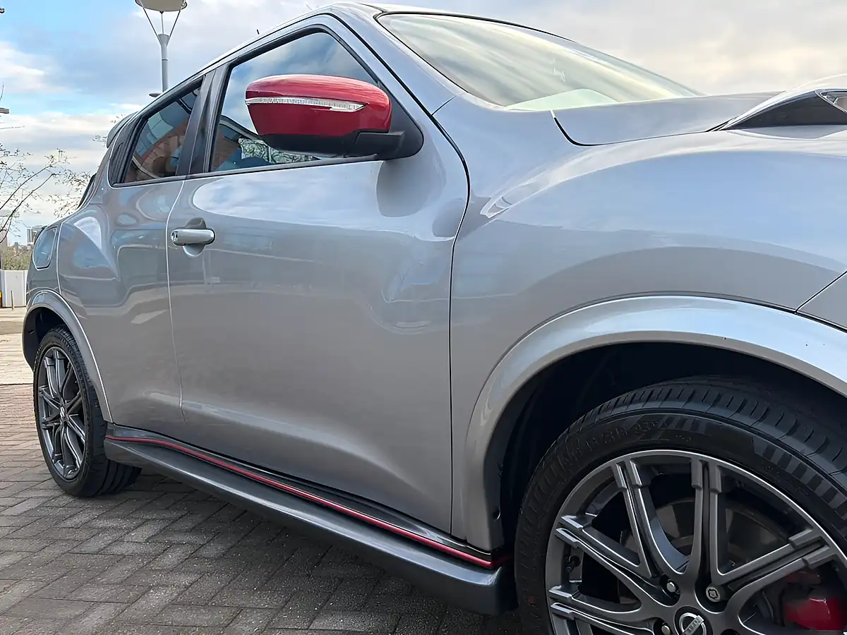 Used 2016 Nissan Juke Nismo RS Silver - Interior and Exterior details 12