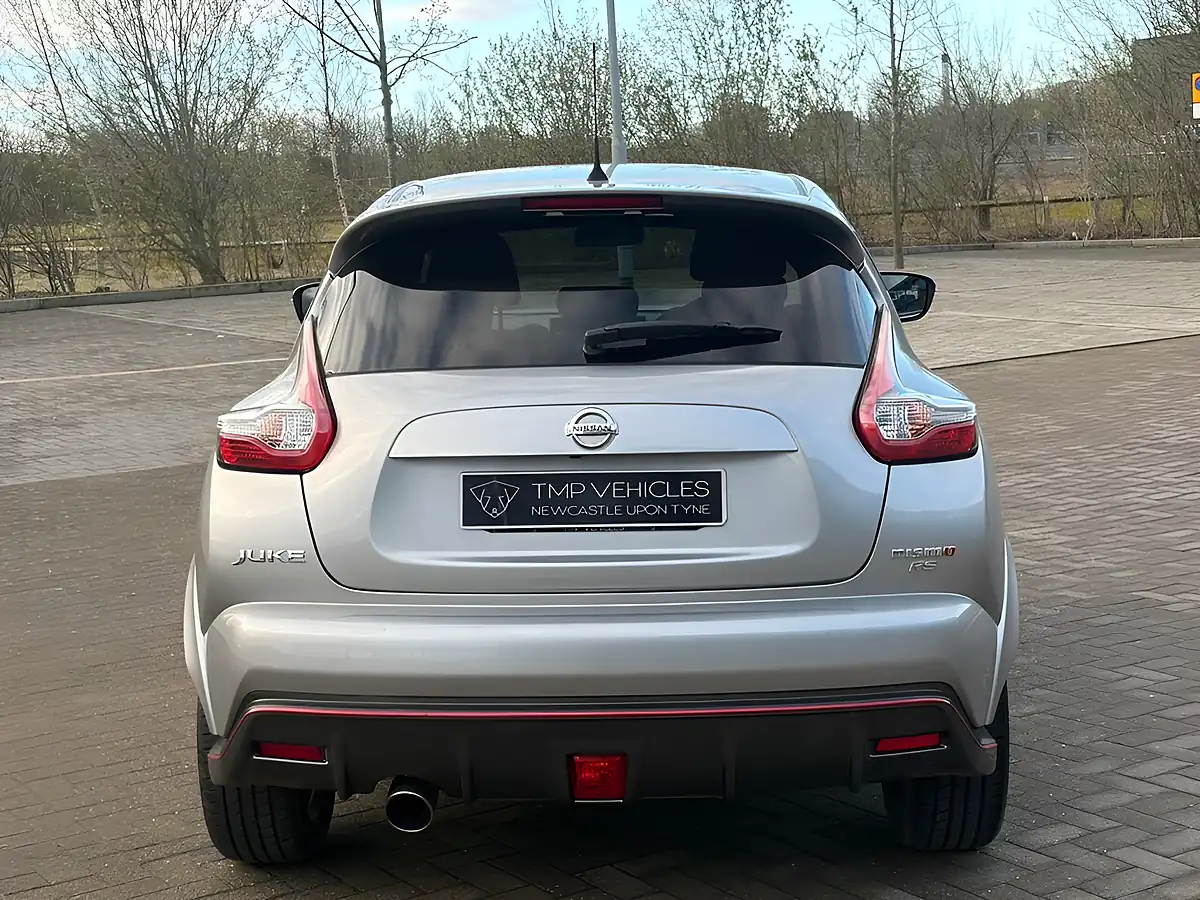 Used 2016 Nissan Juke Nismo RS Silver - Interior and Exterior details 4