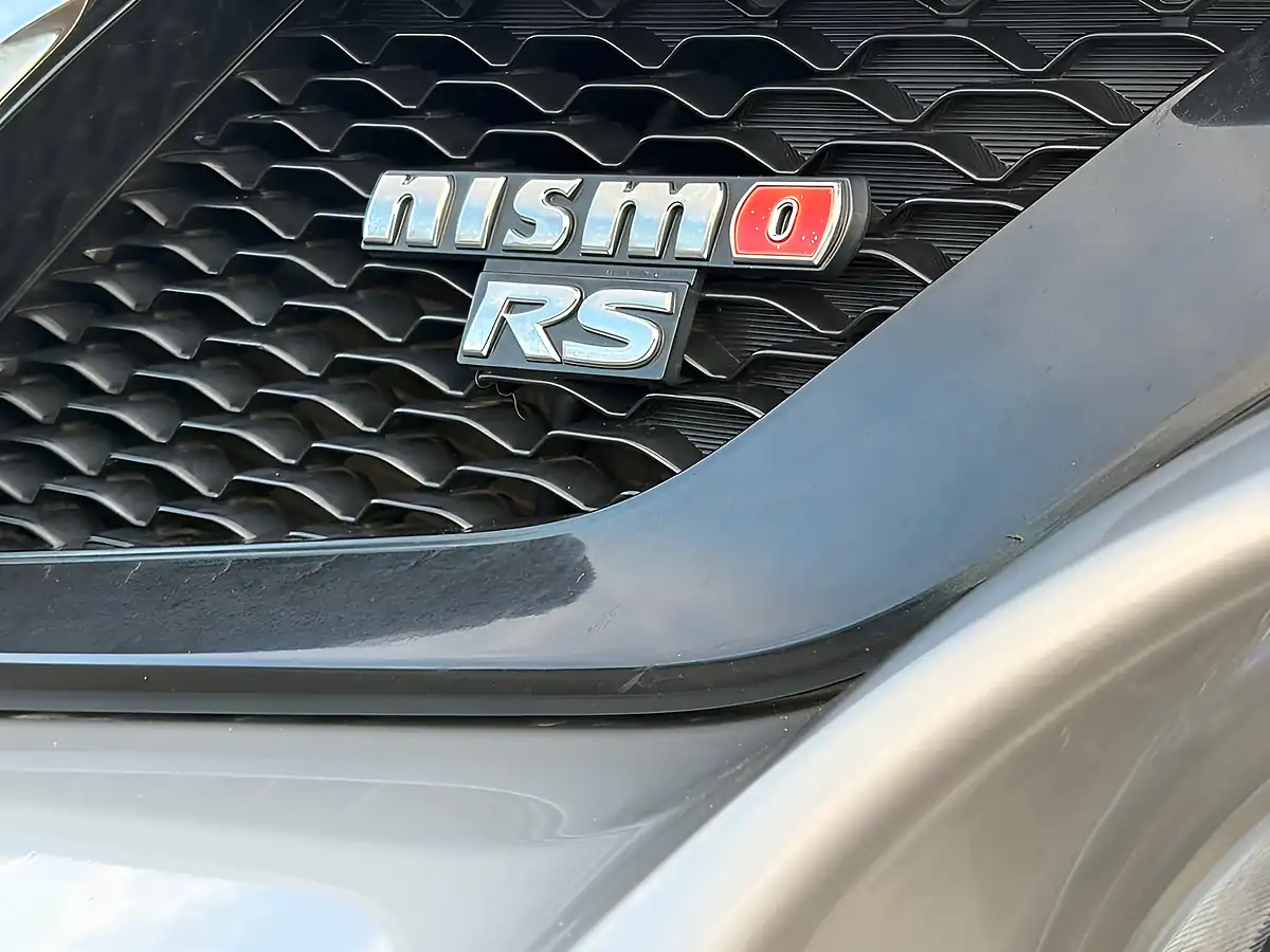Used 2016 Nissan Juke Nismo RS Silver - Interior and Exterior details 5