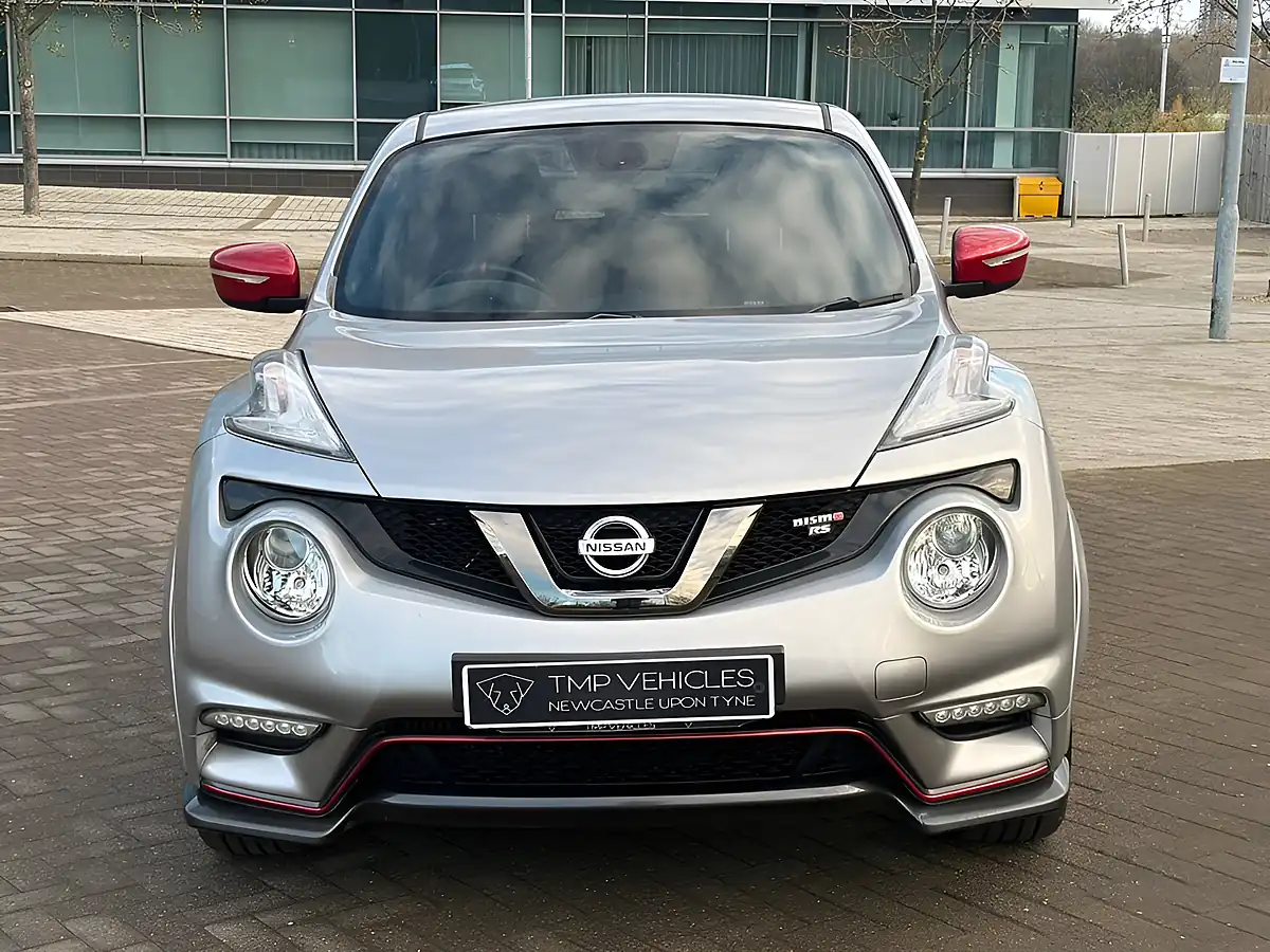 Used 2016 Nissan Juke Nismo RS Silver - Interior and Exterior details 7