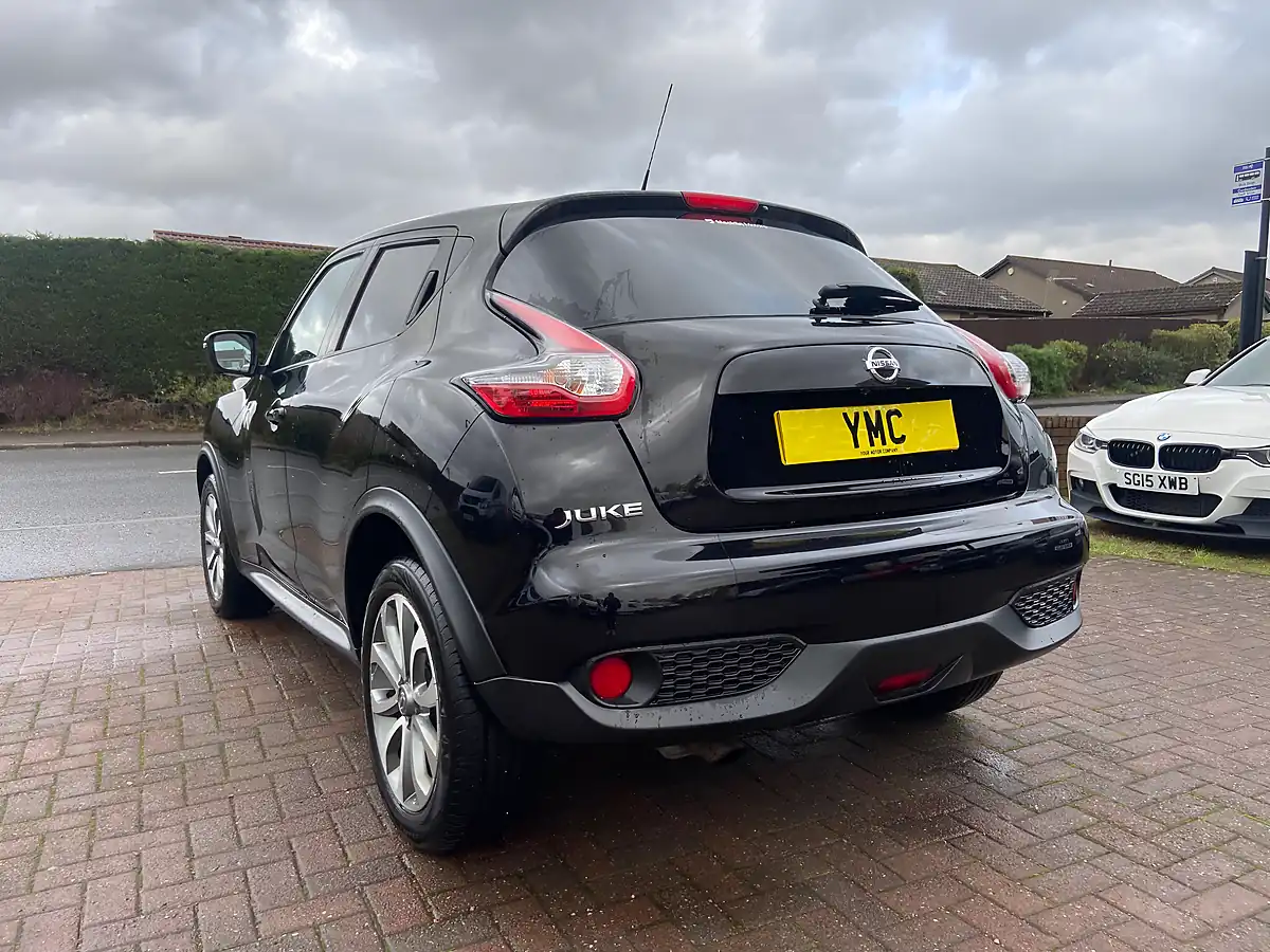 Used 2016 Nissan Juke Tekna Black - Interior and Exterior details 18