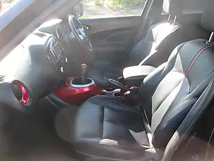 Used 2016 Nissan Juke Tekna Black - Interior and Exterior details 10