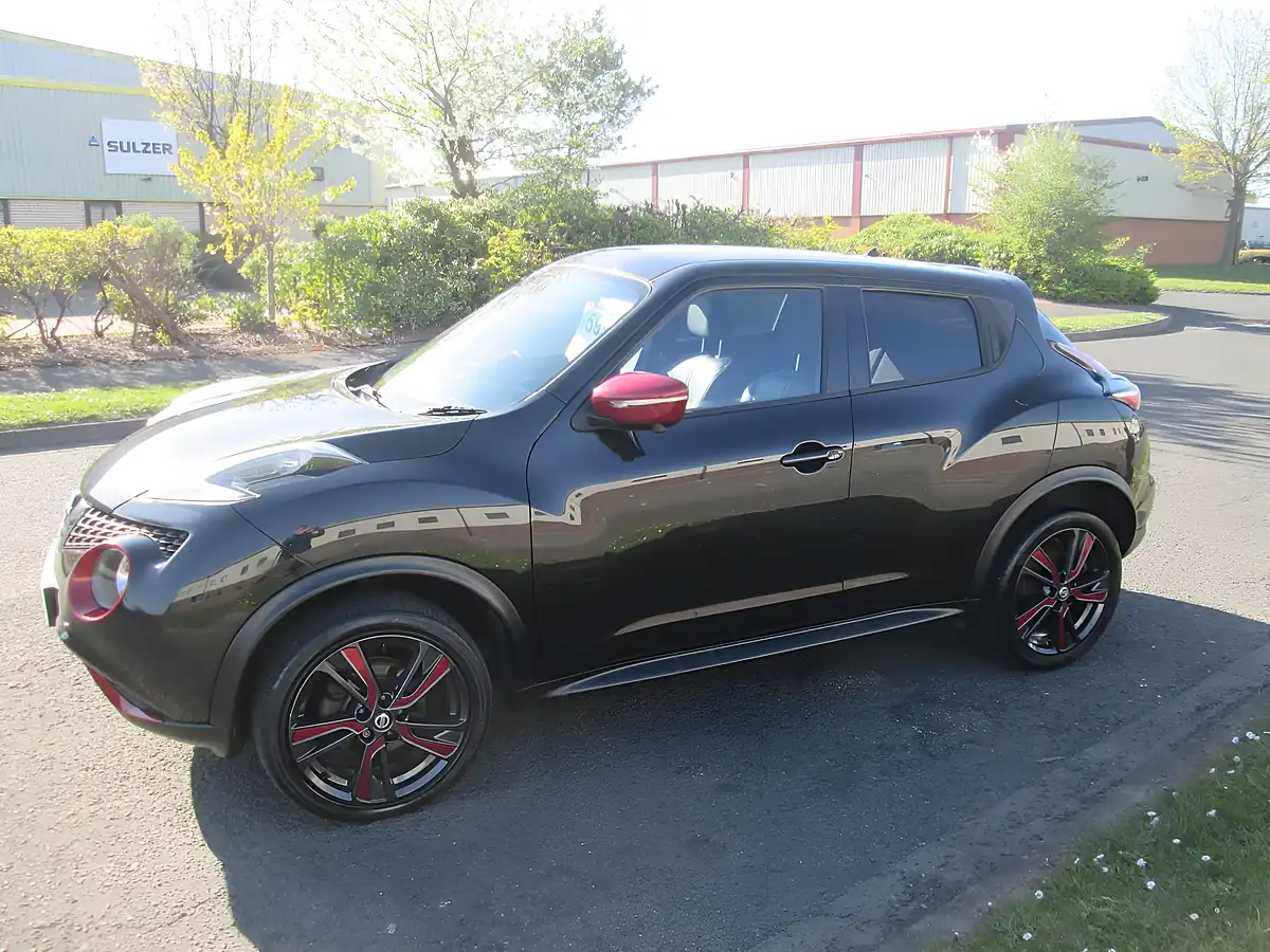 Used 2016 Nissan Juke Tekna Black - Interior and Exterior details 2