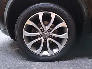 Used 2016 Nissan Juke Tekna Black - Interior and Exterior details 14