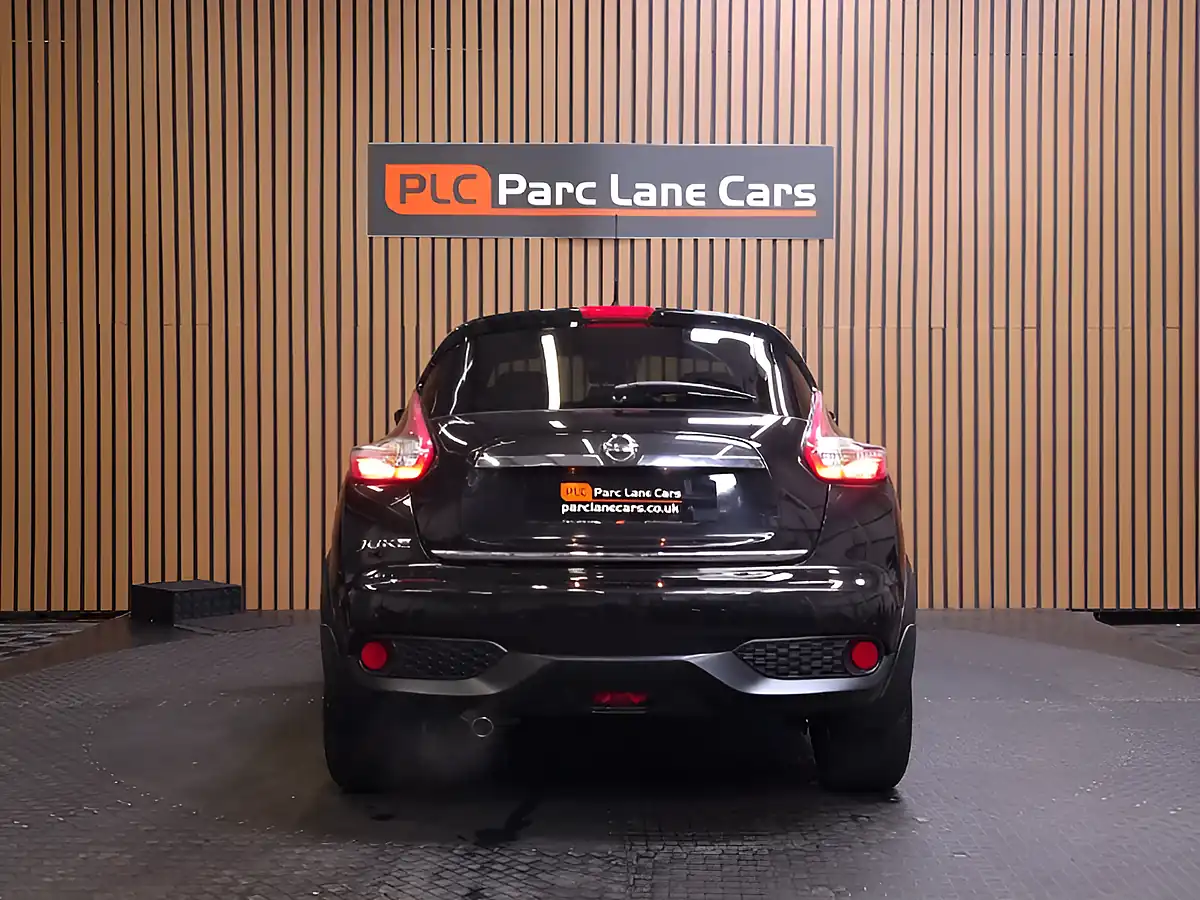 Used 2016 Nissan Juke Tekna Black - Interior and Exterior details 7