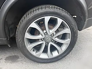 Used 2016 Nissan Juke Tekna Black - Interior and Exterior details 7