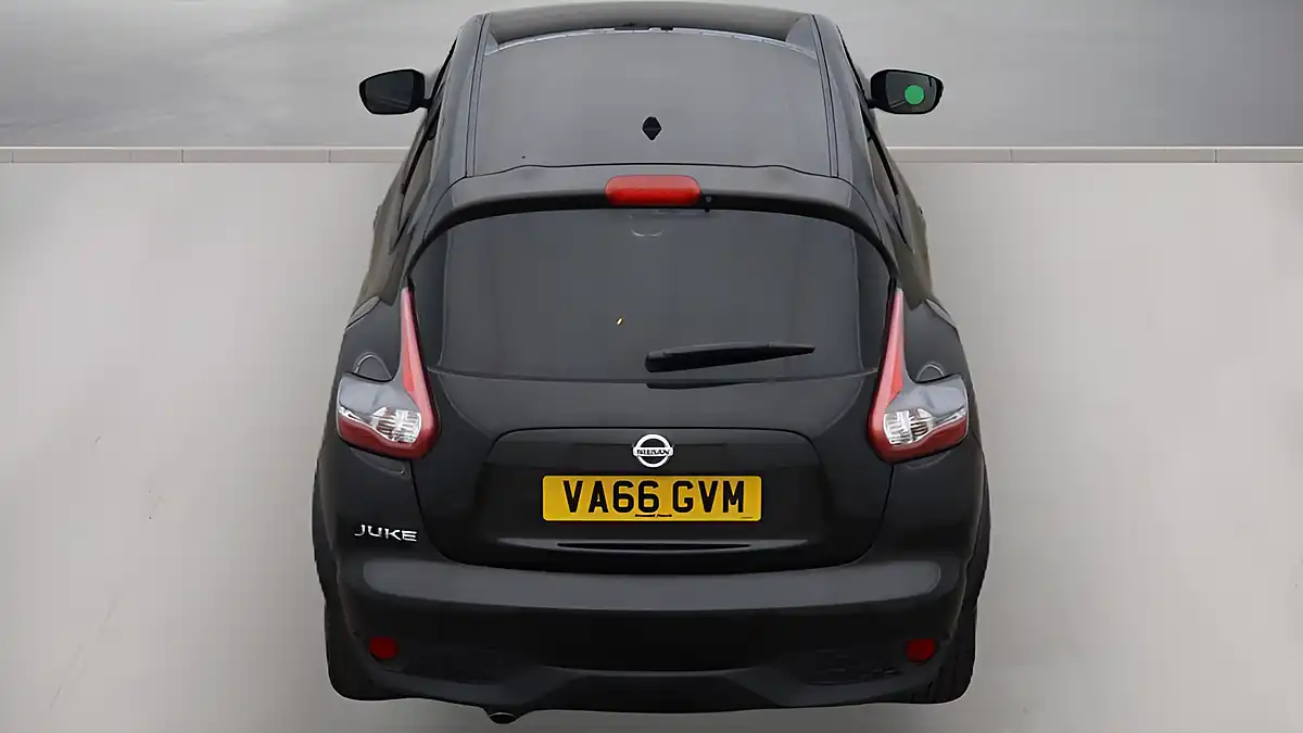 Used 2016 Nissan Juke Tekna Black - Interior and Exterior details 4