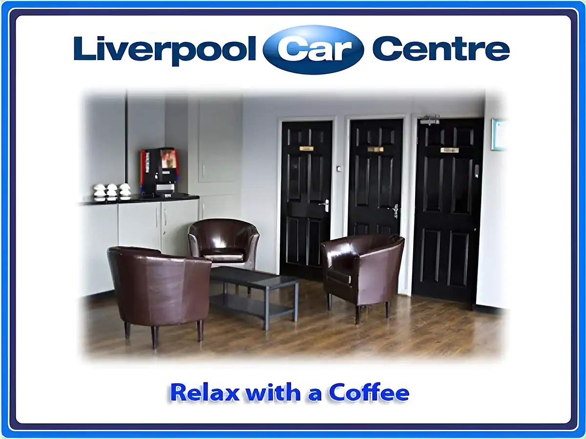 Used 2016 Nissan Juke Tekna Black - Interior and Exterior details 10