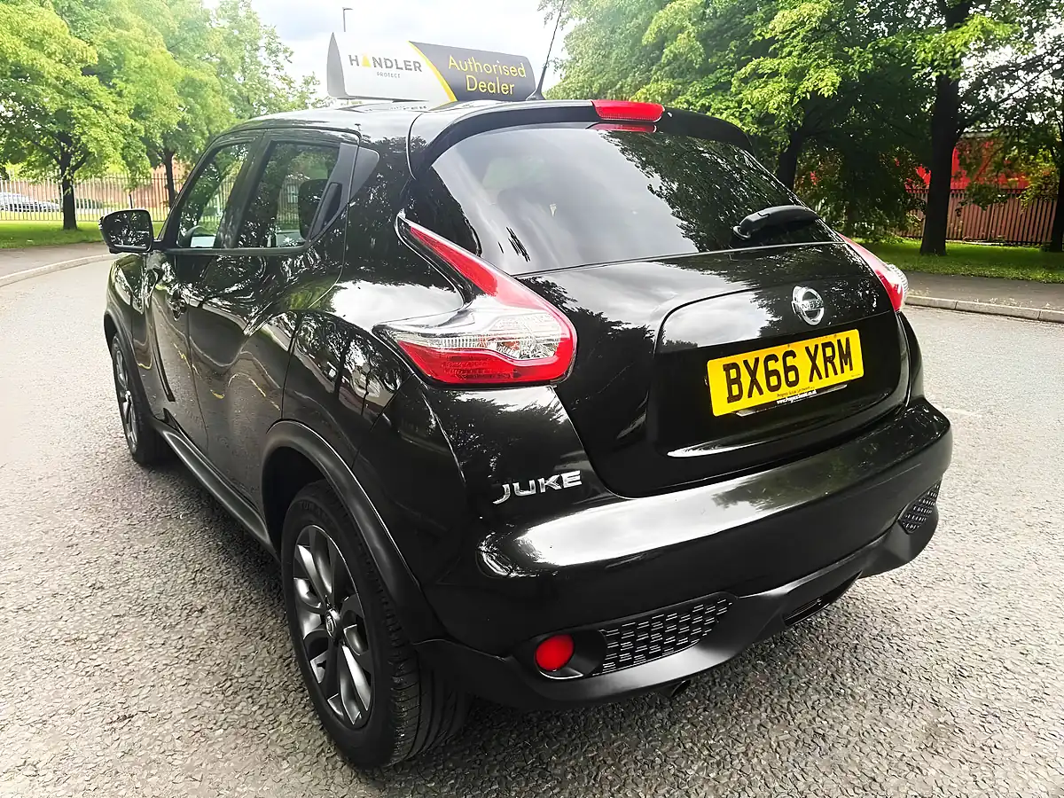 Used 2016 Nissan Juke Tekna Black - Interior and Exterior details 5
