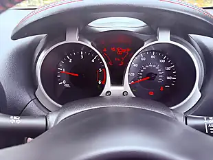 Used 2016 Nissan Juke Tekna Black - Interior and Exterior details 4