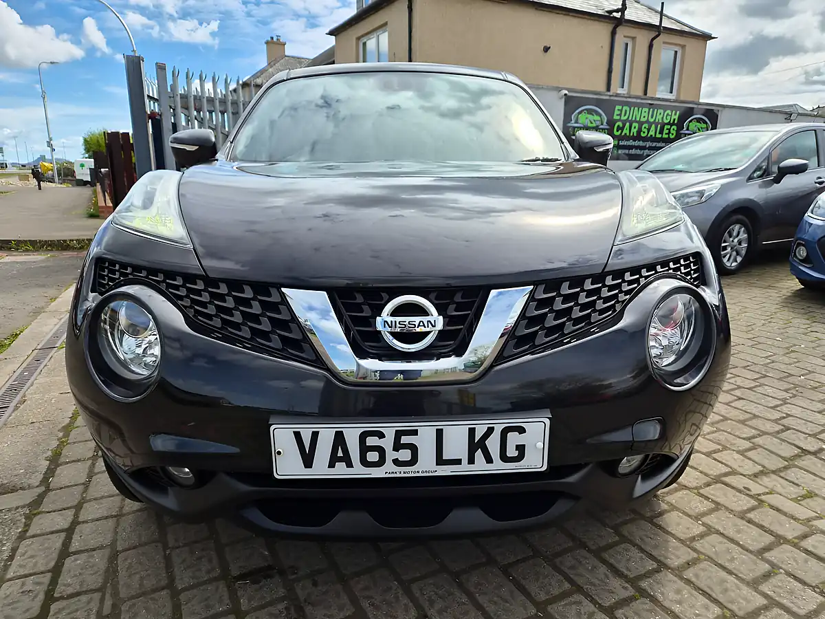 Used 2016 Nissan Juke Tekna Black - Interior and Exterior details 2