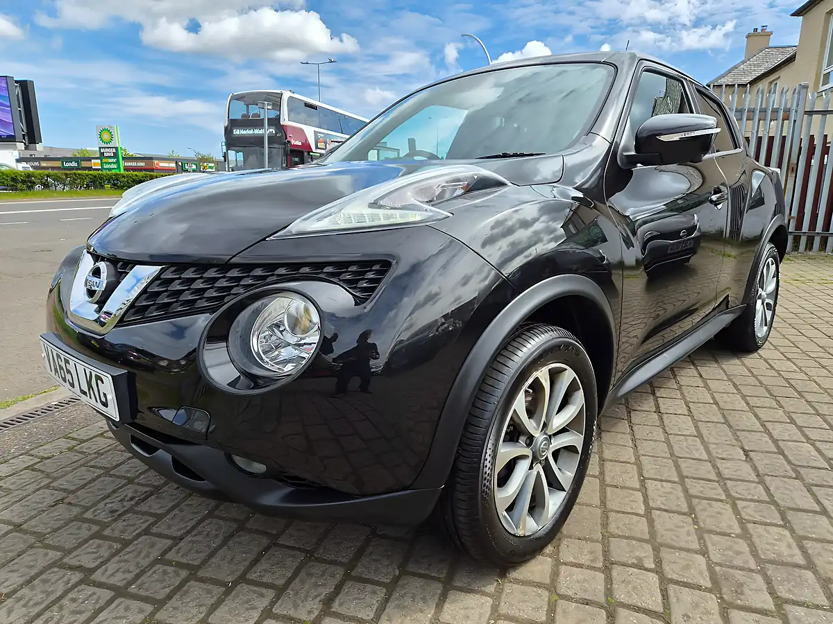 Used 2016 Nissan Juke Tekna Black - Interior and Exterior details 3